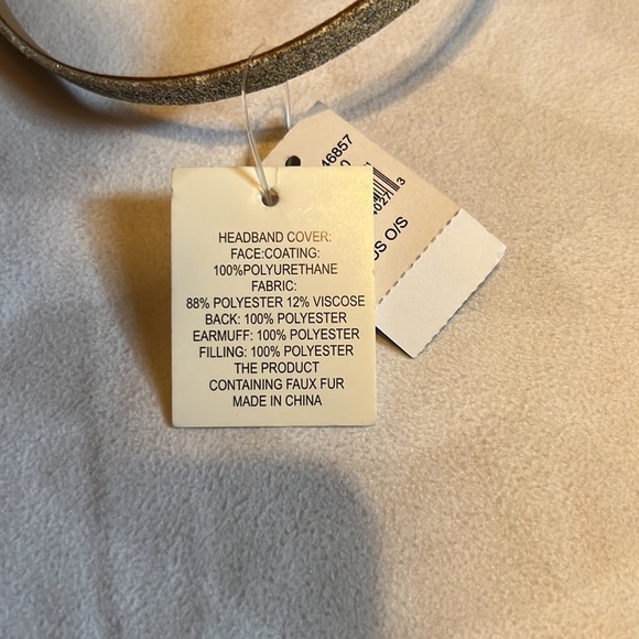 Aerie Ear Muffs - Picture 5 of 5